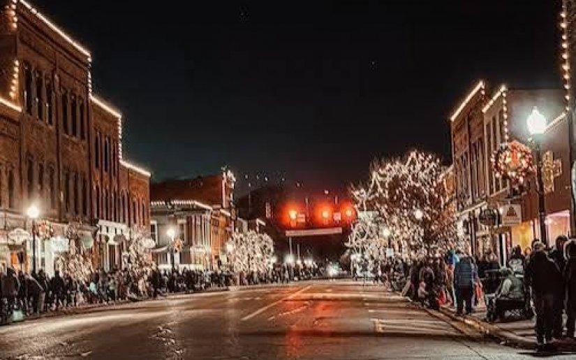 Moonlight Madness in Downtown Milan